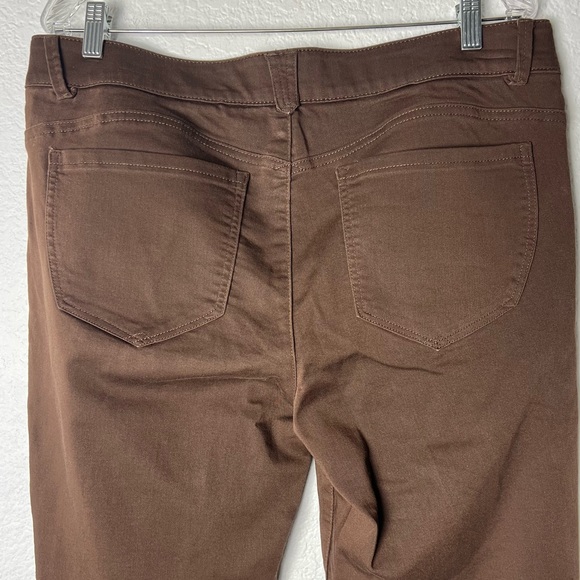 Democracy Brown Ankle Length Stretch Pants - Picture 5 of 12